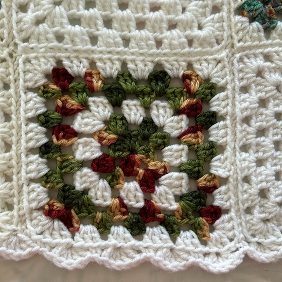 Homemade granny square afghan 38”x 46” - Picture 5 of 8